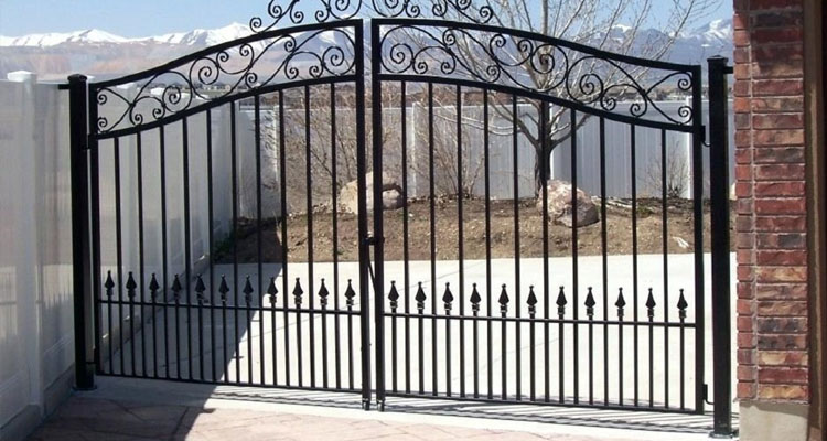 Electric Driveway Gate Installation in Newport Beach