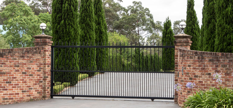 sliding-driveway-gate-repair Newport Beach